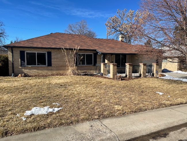 Photo - 1059 Racine St