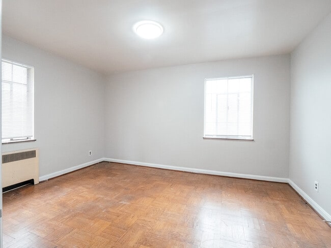 7340 Reading Rd Unit 4