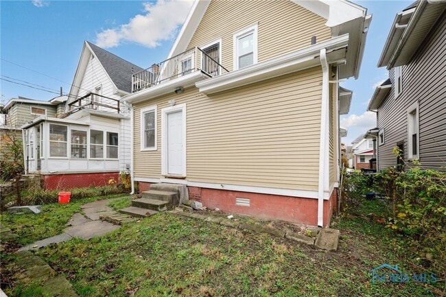 Photo - 1025 Pinewood Ave