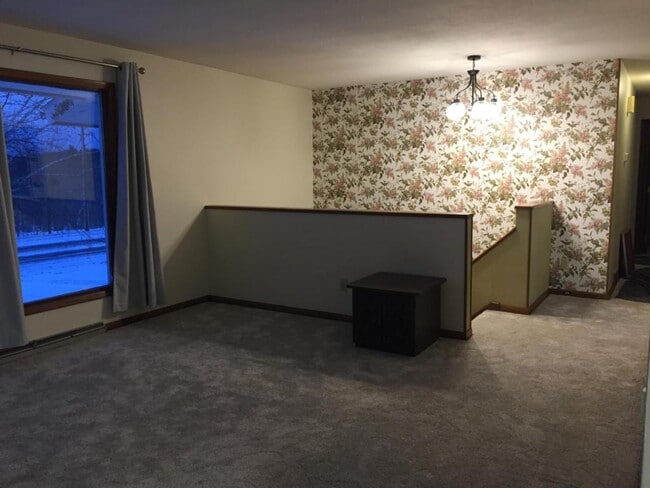 Photo - 4815 Woodland Ave