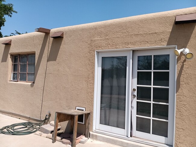 Photo - 3 Bedroom, 2-Bathroom in the NE Heights, Close to Everything.