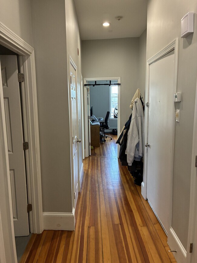 Photo - 373-391-391 Cambridge St Unit 385-02