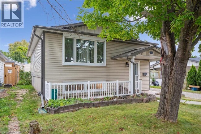 Photo - 74 Elm Ridge Dr