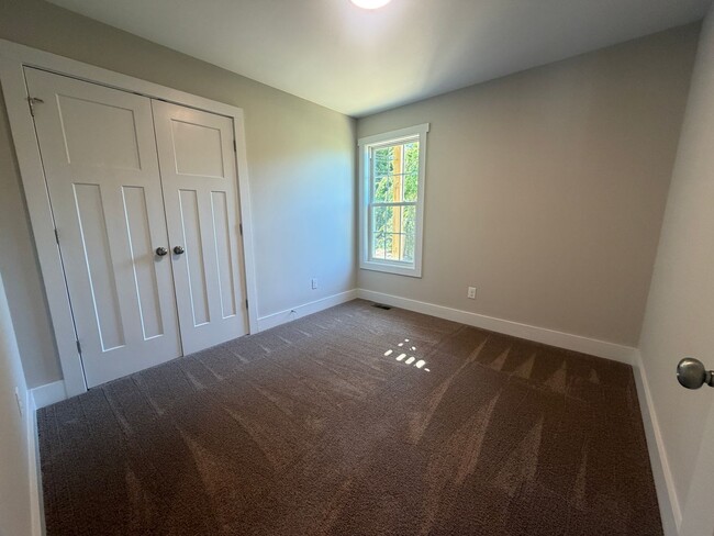 460 Highland Ave