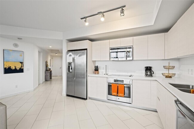 4250 Biscayne Blvd Unit 402