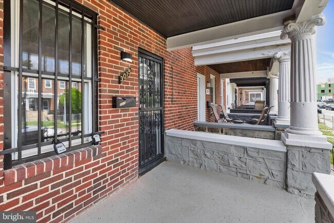 3015 Spaulding Ave