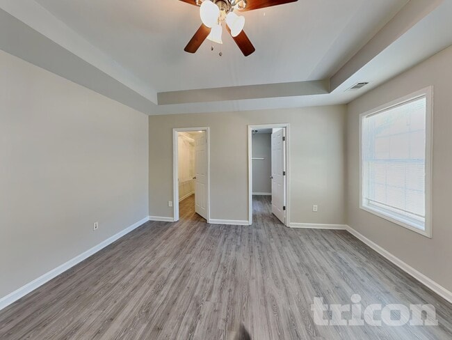 Photo - 640 Fairgreen Trail