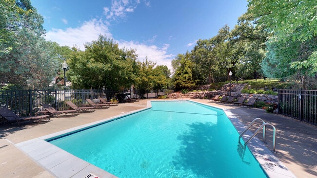 Photo - Oaks Braemar