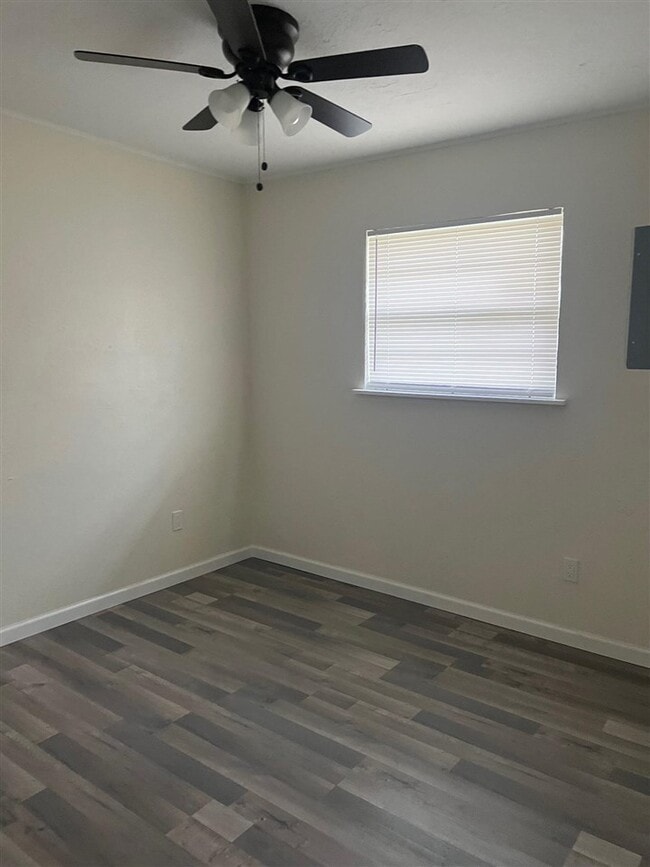 Photo - 6441 NW Compass Dr