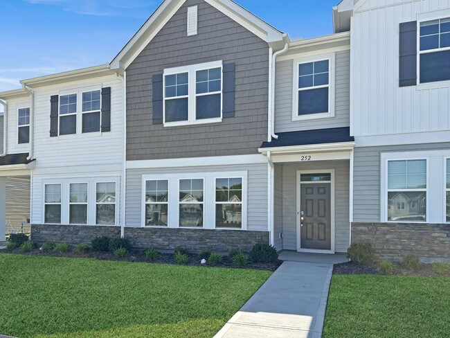 Building Photo - 252 Marelli Dr