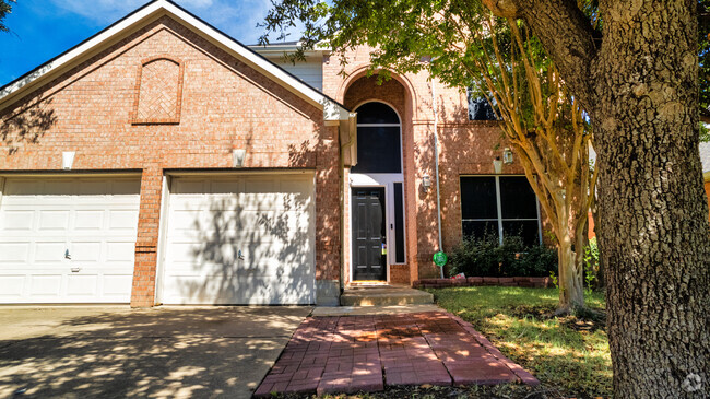 Building Photo - 9805 Cliffside Dr Rental