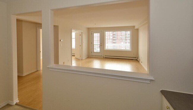 Photo - 155 Stoneybrook Court