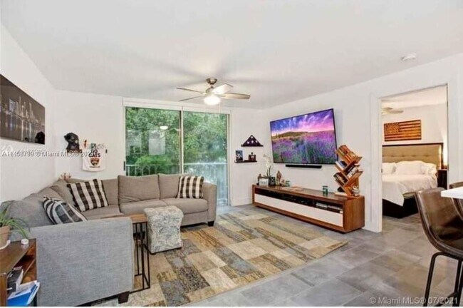 Photo - 1720 NW N River Dr Condo