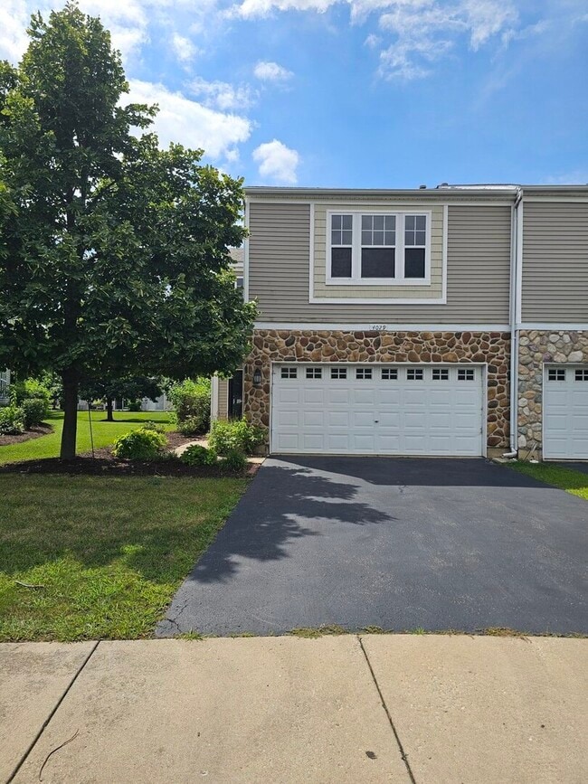 Photo - 4029 Boulder Ct Townhome