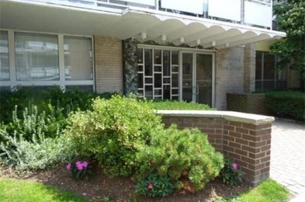 Building Photo - 41 Park St Unit 103