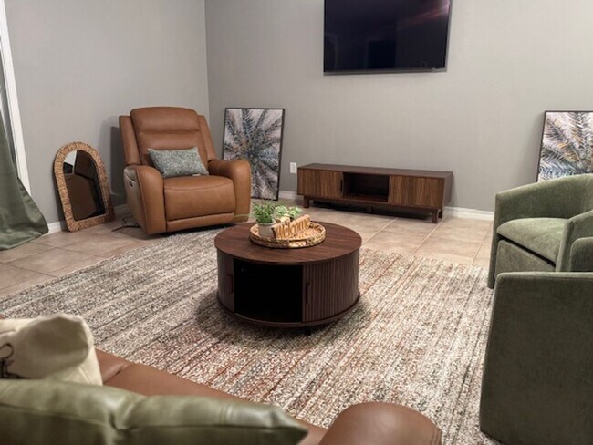 Photo - 1833 Sundown Dr