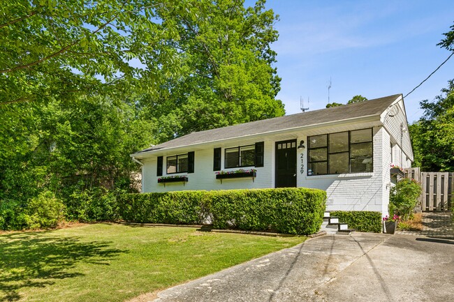 Photo - 2129 Arlington Ave NE