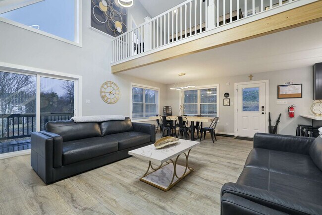 Photo - 126 Petrarch Trail Unit ID1399813P