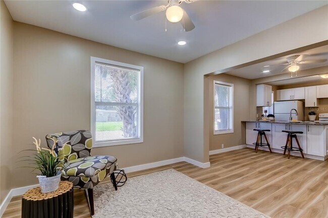 Photo - 1800 12th Ave S