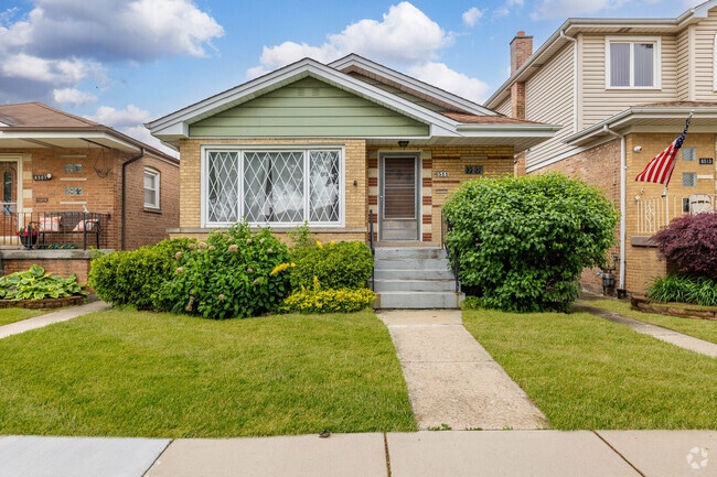 Building Photo - 6511 W 63rd Pl Rental