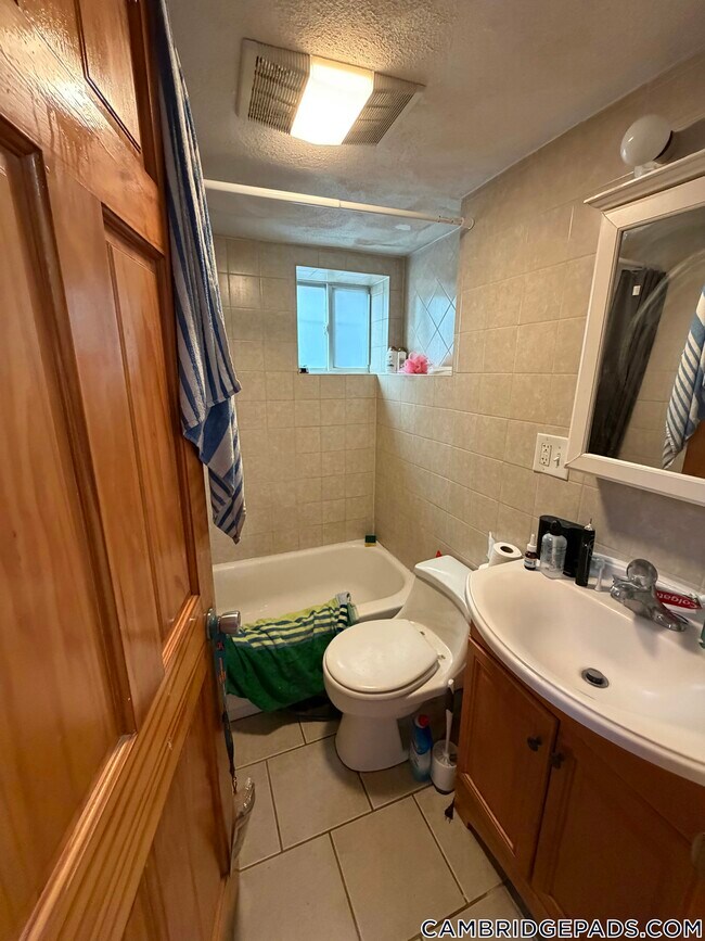 195 Hampshire St Unit B