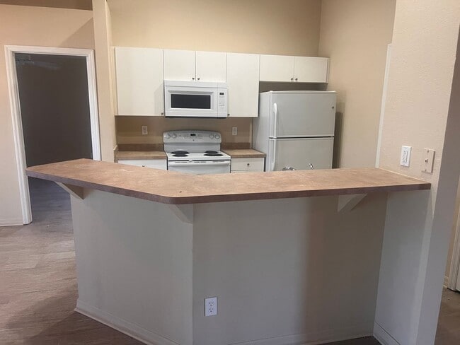 Photo - Cape Coral Single Family home!