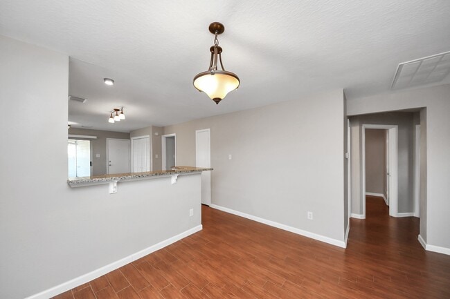 Building Photo - 20641 Patriot Park Ln