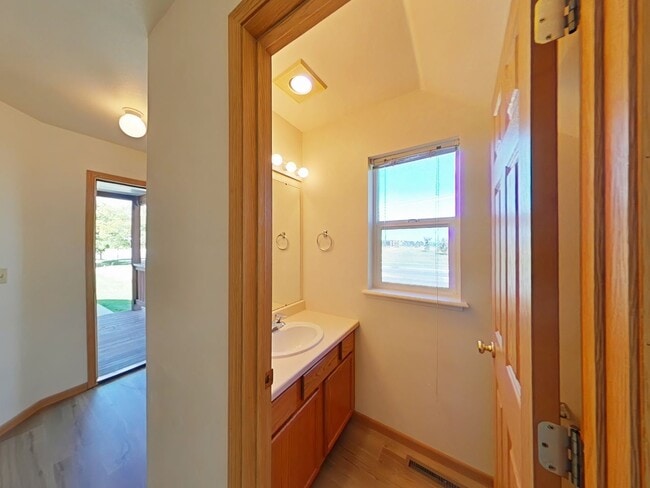 Photo - Townhouse-style End unit 3BD, 1.5 BA with attached garage Unit D