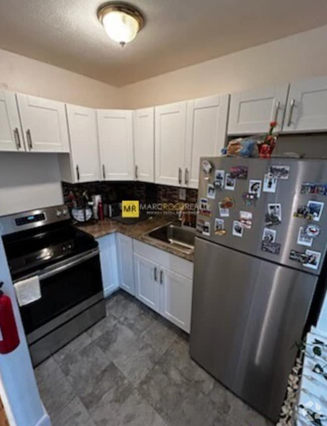 Building Photo - 25 Boston St Unit 3 Rental