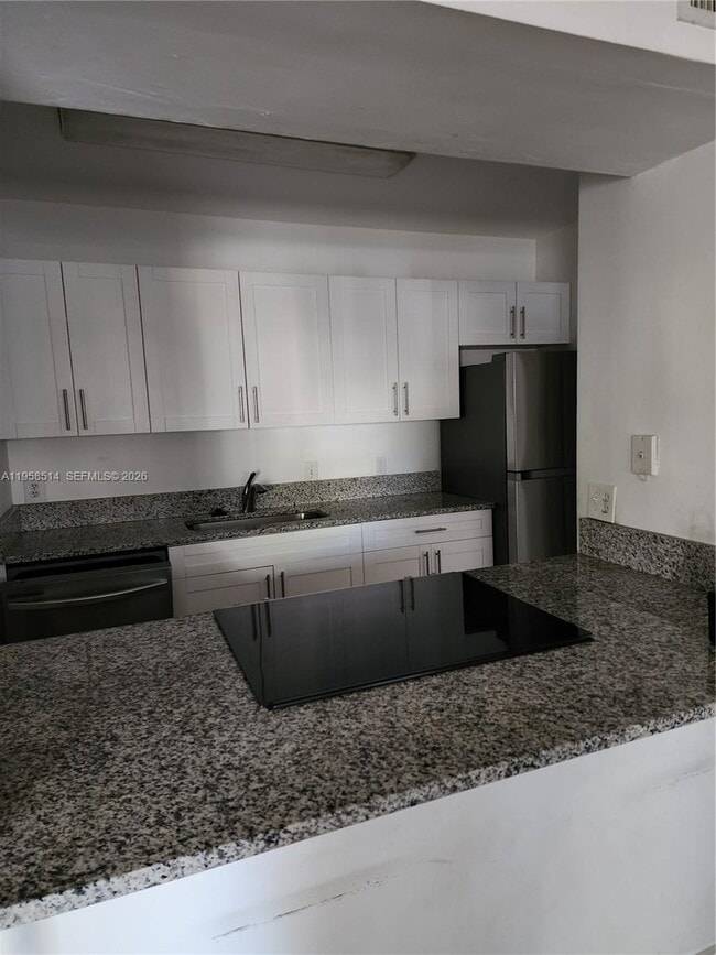 Building Photo - 4321 W McNab Rd Unit 10