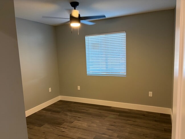 Photo - 3113 Walnut Ave