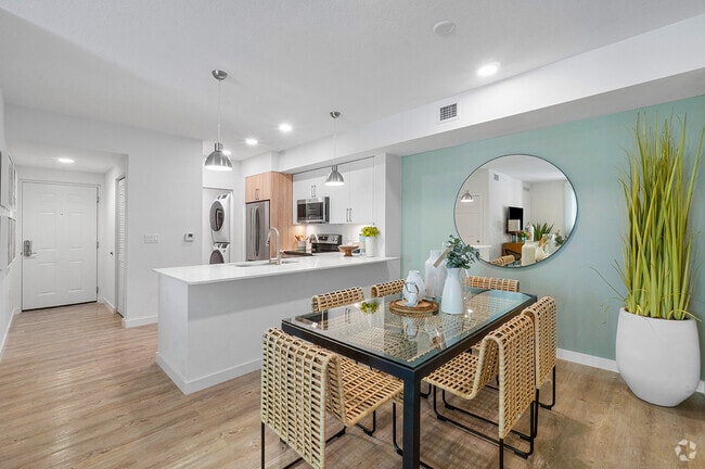 Building Photo - Cortland South Kendall Rental