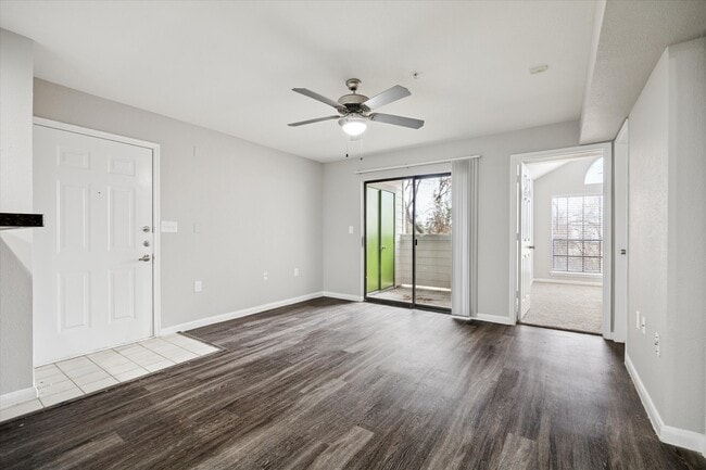 Building Photo - 1710 W T C Jester Blvd Unit 5104