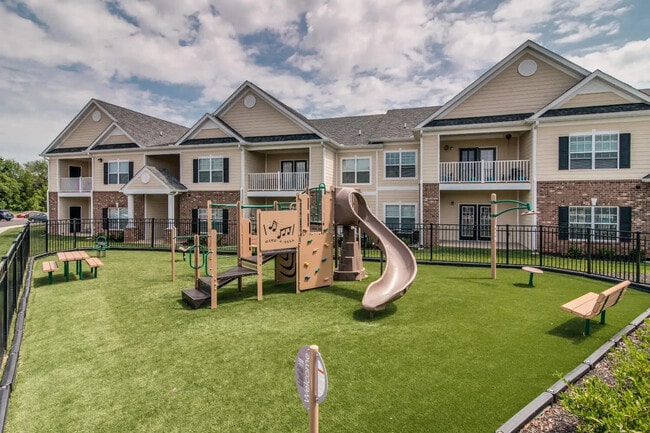 Photo - Cumberland Trace Village Apartments