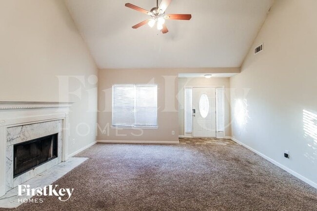 Photo - 120 Heather Woods Ct