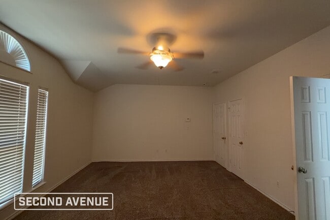 Photo - 6013 Suffolk Dr