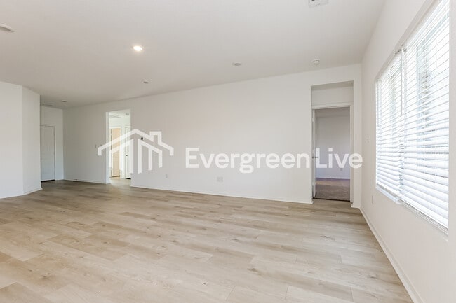 Photo - 1280 Tsar Rd