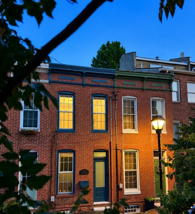 Building Photo - 441 Grindall St