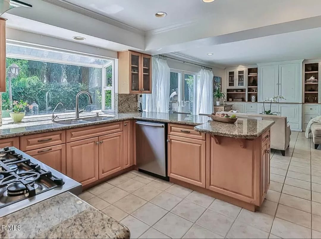 Photo - 1056 Barrow Ct