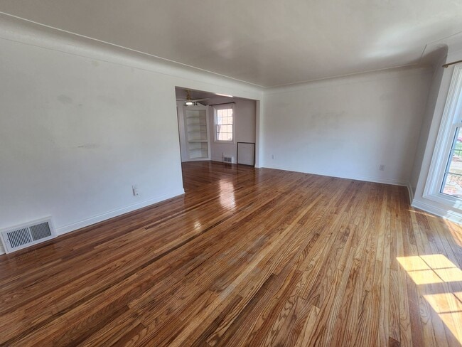 Photo - 3532 Normandy Rd Unit 3532 Normandy DN