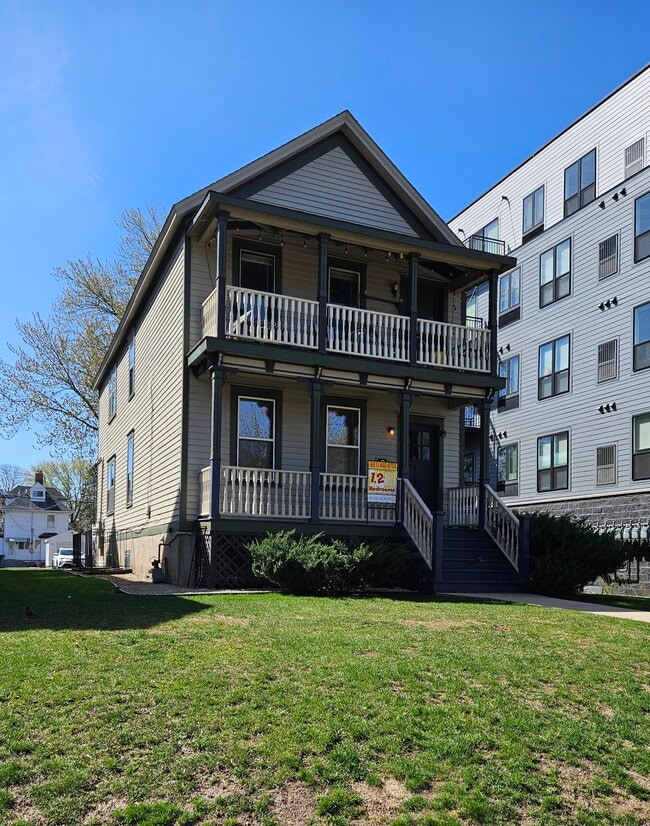 Photo - 588 Selby Ave Unidad 588 Selby #2