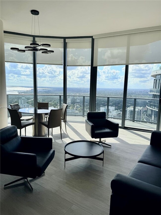 Photo - 45 SW 9th St Unit 4606