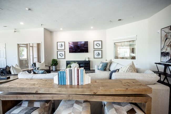 Donegal Pointe Apartments
