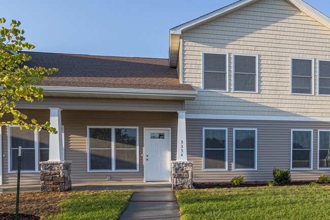 Photo - 3330 Glenbrook Cir S Townhome