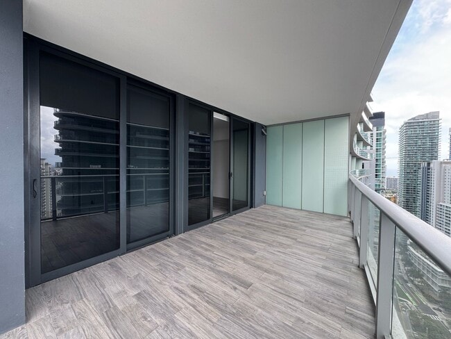 Photo - 1010 Brickell Ave