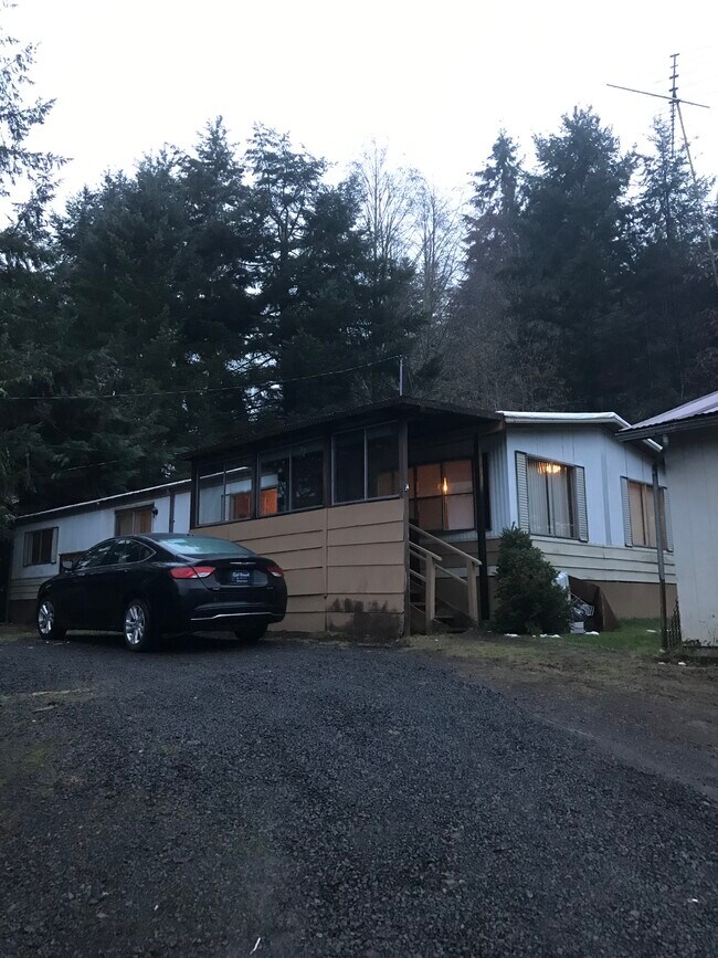 Photo - 75372 Lost Creek Rd