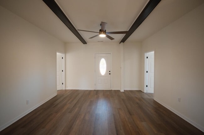 Photo - 4313 Wallace St