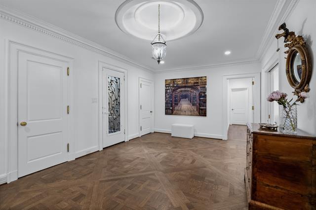 Photo - 1 Willow Wood Cir