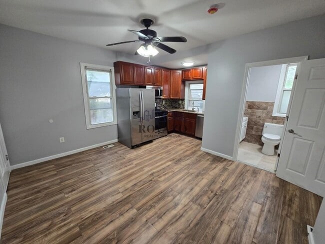 Photo - 42 Crawford St Unit 1