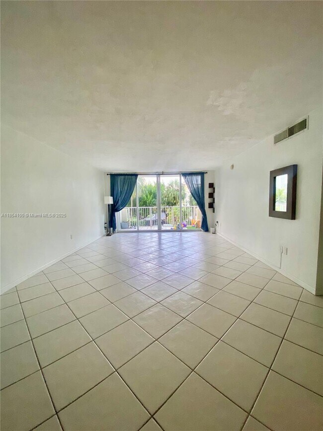 Photo - 10350 W Bay Harbor Dr Unit 2L